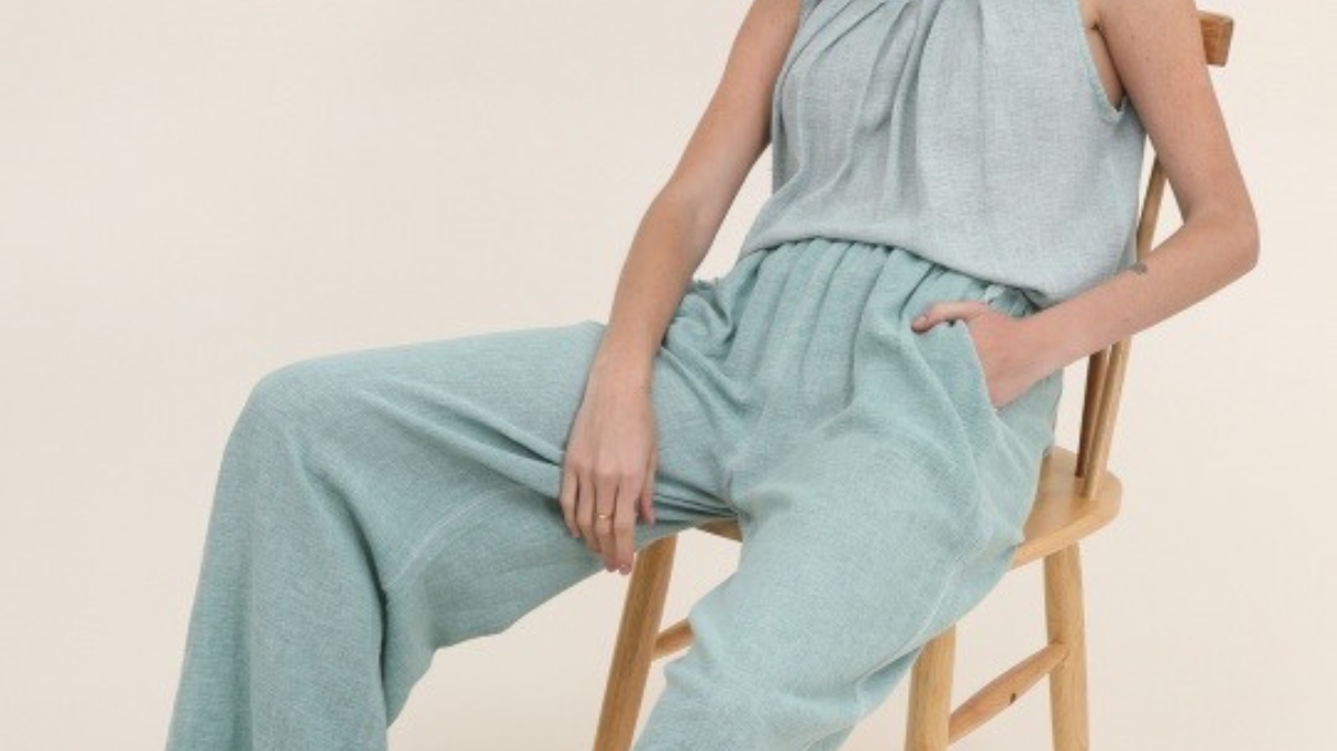 Linen top and trousers in Khaki