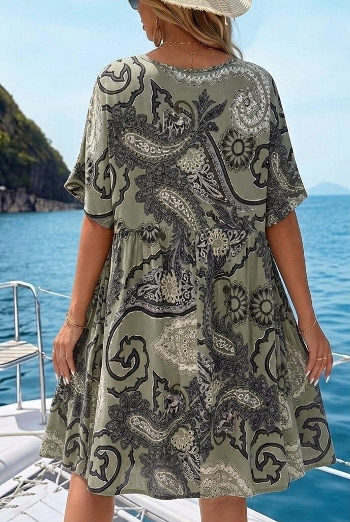 back view of printed kaki dress