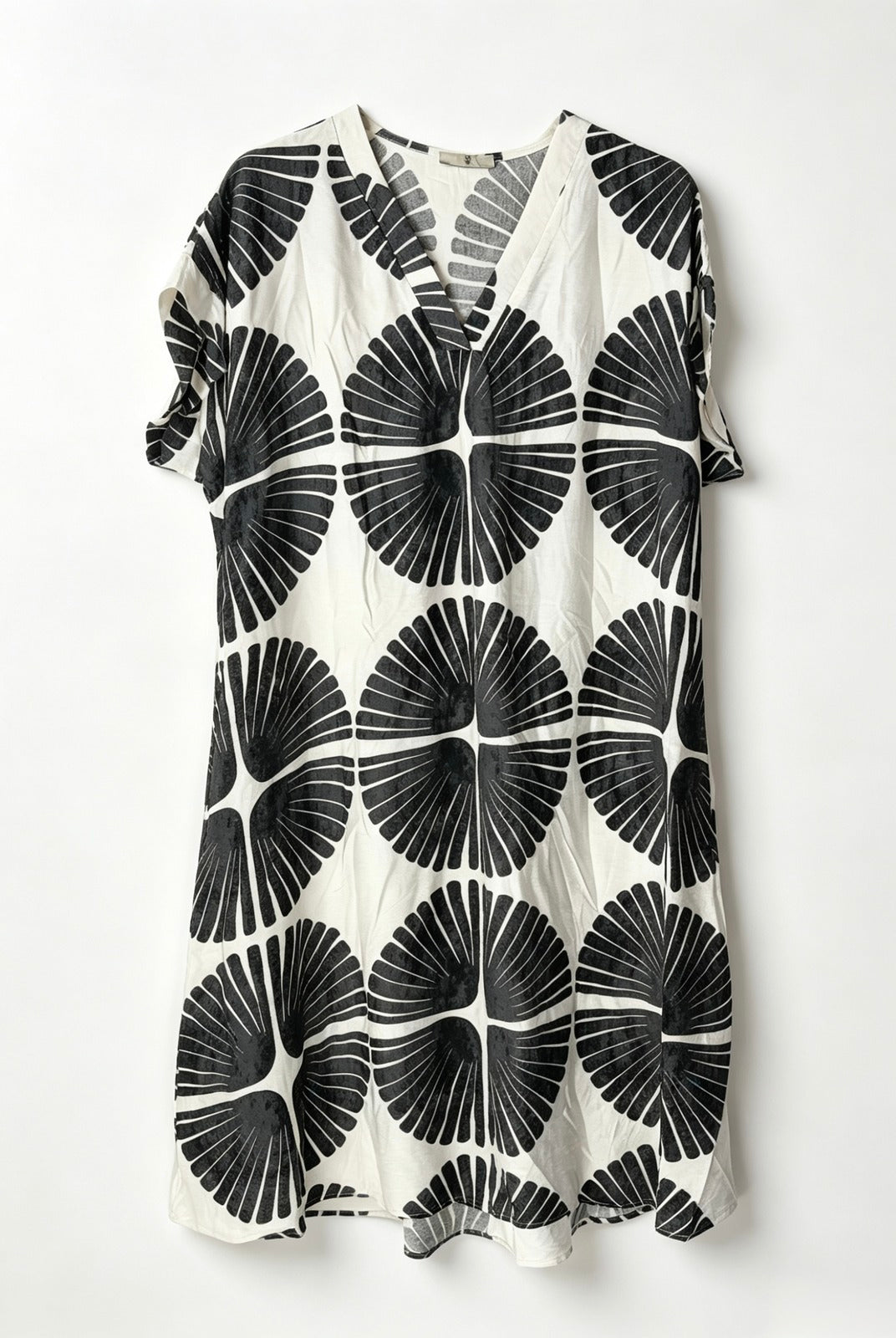 black large print dress with short sleeves