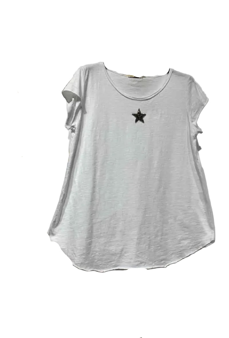 white star motif t shirt