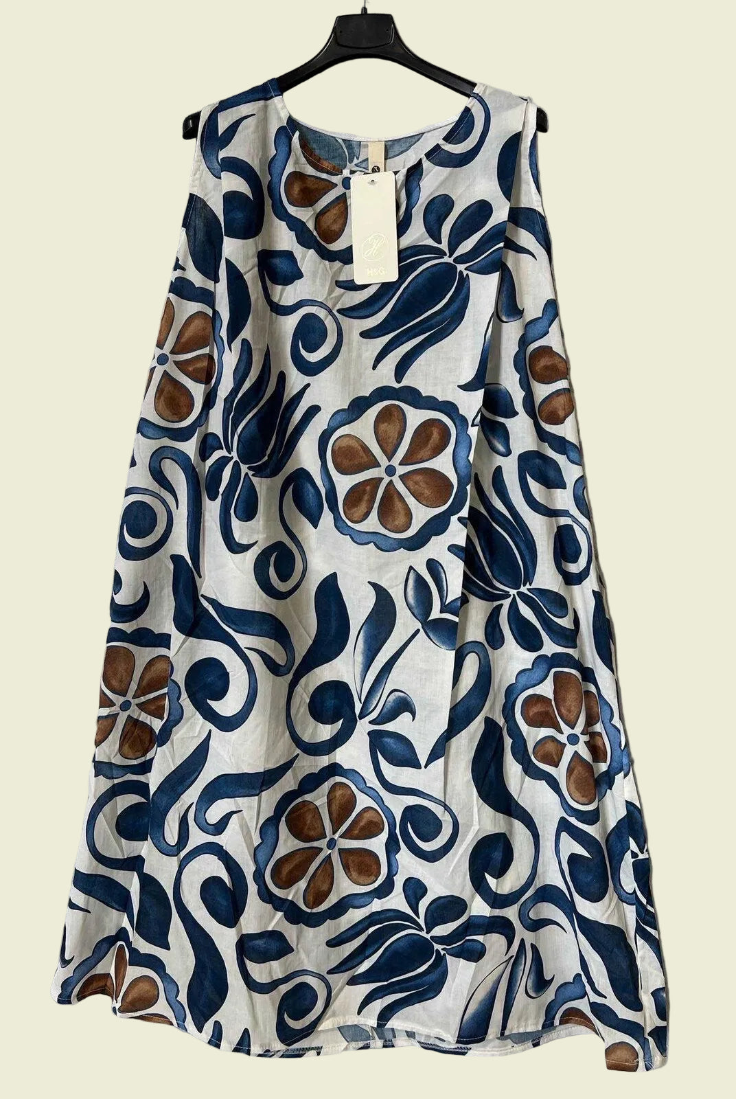 Floral blue patterned dress