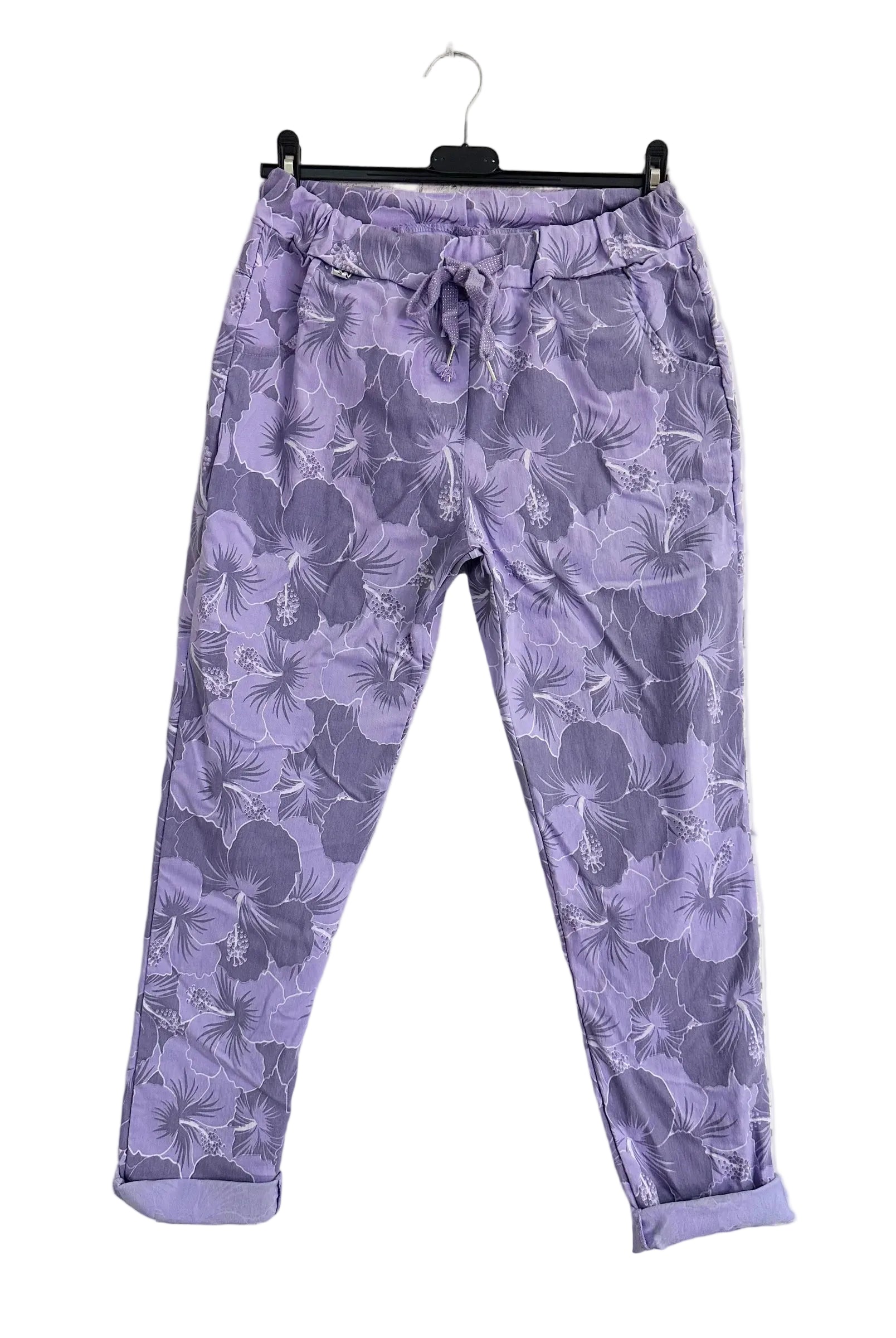 Lilac floral-patterned pants