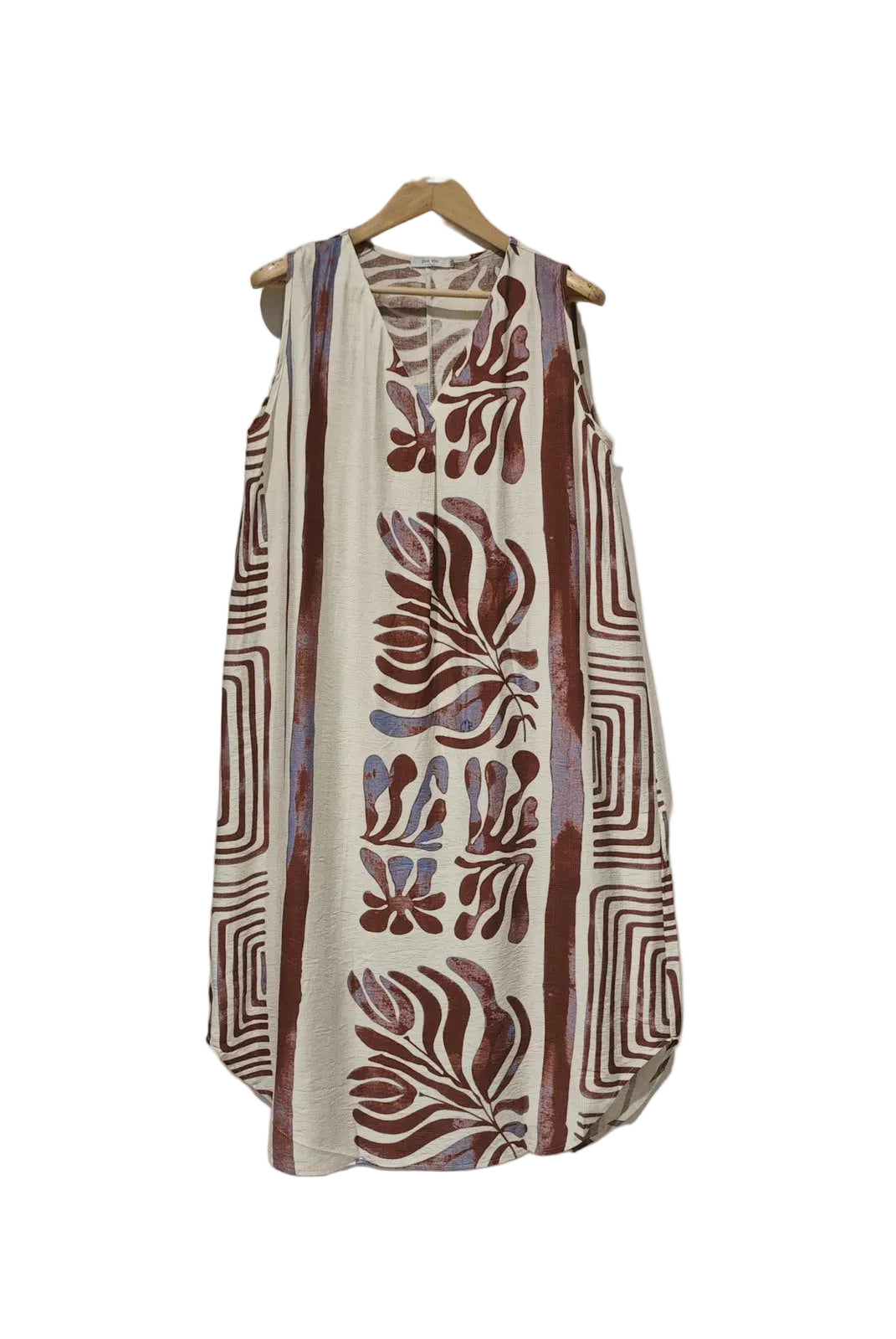 Dark red natural print dress