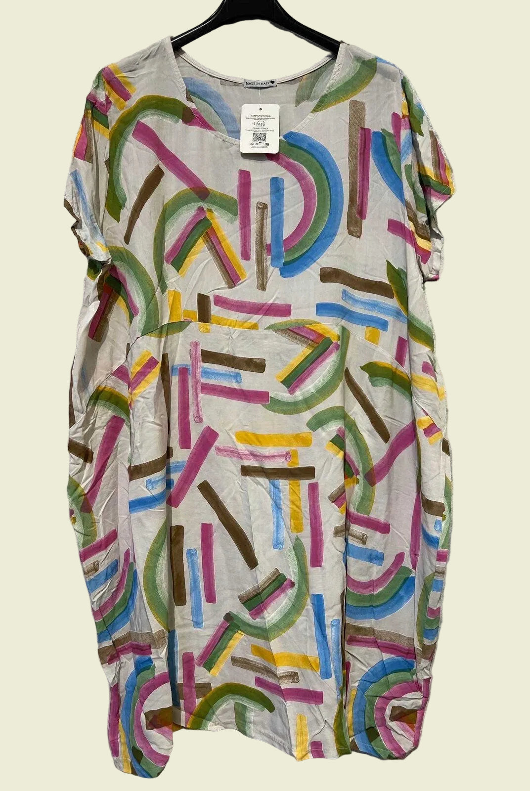 Colourful short sleeve dress