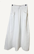 White skirt with pockets